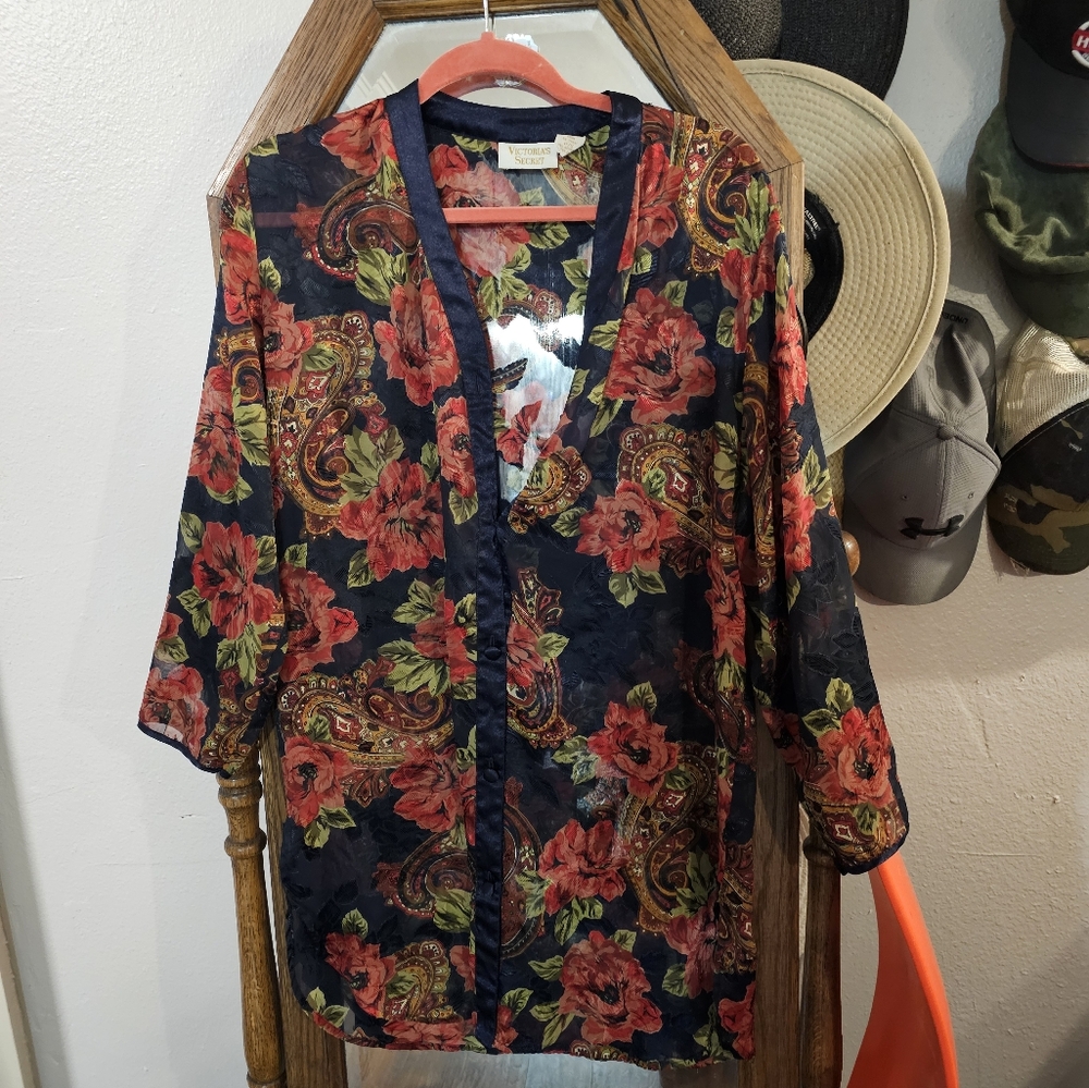 Vintage Silk Victoria's Secret Floral Pajama Top - Red and Black